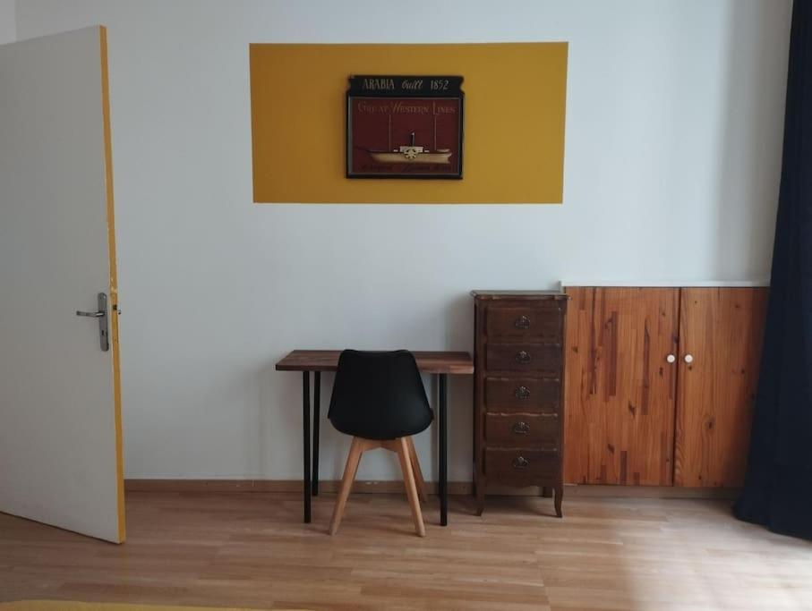 Appartement En Plein Centre. Carpentras Eksteriør bilde