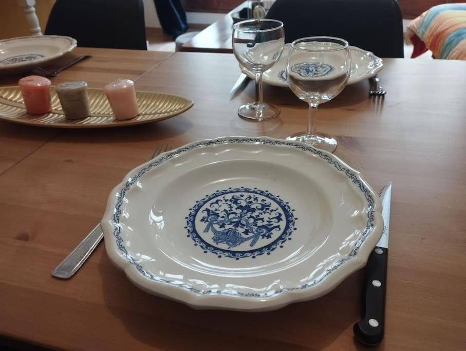 Appartement En Plein Centre. Carpentras Eksteriør bilde